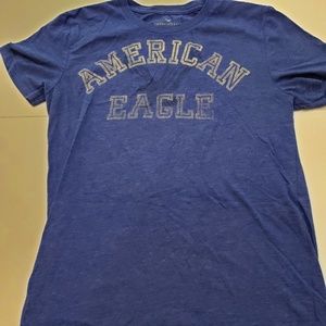 American Eagle Outfitters Classic Fit T Shirt XS